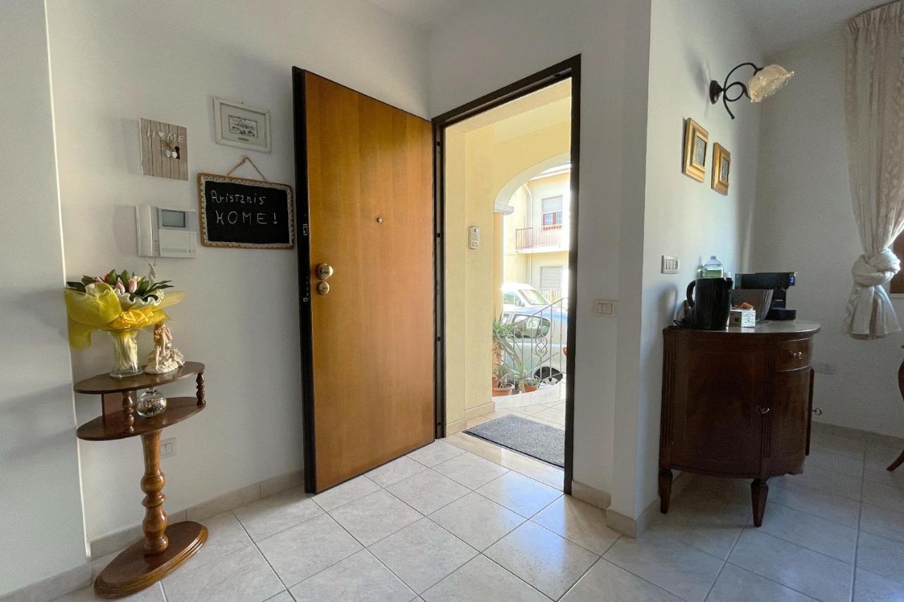 Aristanis Home Vacation Apartment 奥里斯塔诺 外观 照片